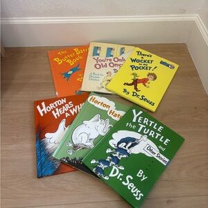 Set of 6- Dr. Seuss Book Collection